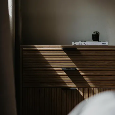 Alma By Oskar - Boutique Mit Privater Outdoor-sauna Und Garten Apartment *